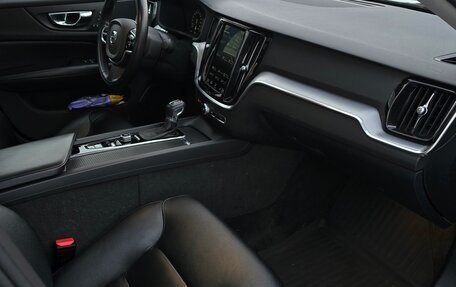 Volvo S60 III, 2019 год, 3 250 000 рублей, 10 фотография