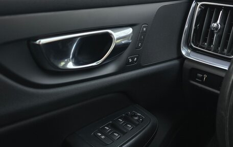 Volvo S60 III, 2019 год, 3 250 000 рублей, 19 фотография