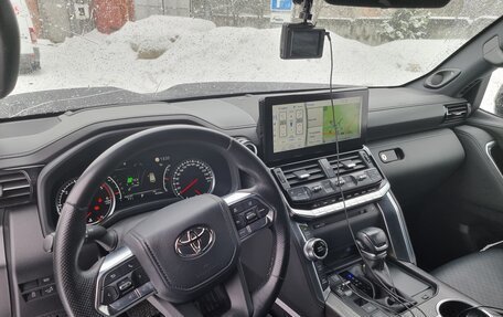 Toyota Land Cruiser, 2021 год, 13 500 000 рублей, 22 фотография