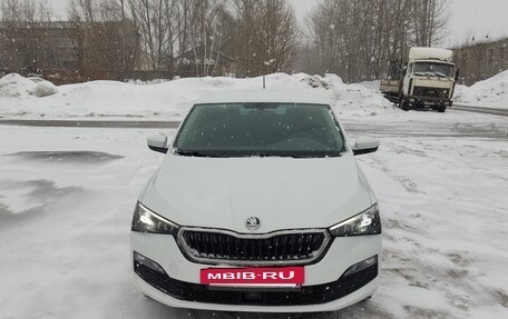 Skoda Rapid II, 2021 год, 1 660 000 рублей, 2 фотография