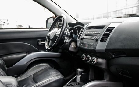 Mitsubishi Outlander III рестайлинг 3, 2007 год, 948 000 рублей, 19 фотография