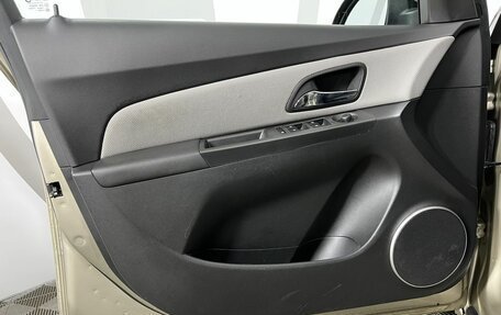 Chevrolet Cruze II, 2011 год, 799 000 рублей, 8 фотография