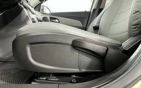 Chevrolet Cruze II, 2011 год, 799 000 рублей, 10 фотография