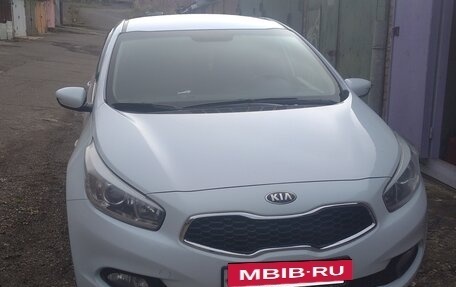 KIA cee'd III, 2013 год, 850 000 рублей, 3 фотография