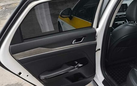 KIA K5, 2021 год, 1 700 000 рублей, 3 фотография