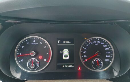 KIA K5, 2021 год, 1 700 000 рублей, 22 фотография