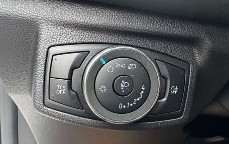 Ford Escort, 2022 год, 1 380 000 рублей, 17 фотография