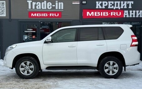 Toyota Land Cruiser Prado 150 рестайлинг 2, 2015 год, 3 432 000 рублей, 7 фотография