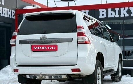 Toyota Land Cruiser Prado 150 рестайлинг 2, 2015 год, 3 432 000 рублей, 11 фотография