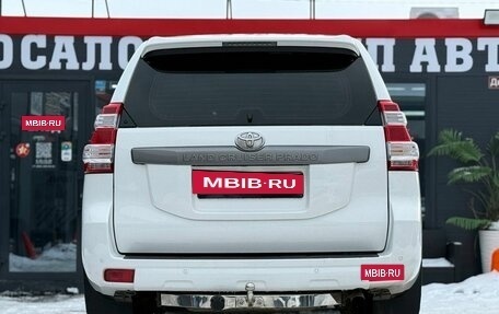 Toyota Land Cruiser Prado 150 рестайлинг 2, 2015 год, 3 432 000 рублей, 10 фотография