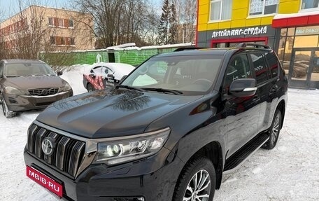 Toyota Land Cruiser Prado 150 рестайлинг 2, 2022 год, 8 600 000 рублей, 11 фотография