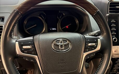 Toyota Land Cruiser Prado 150 рестайлинг 2, 2022 год, 8 600 000 рублей, 25 фотография