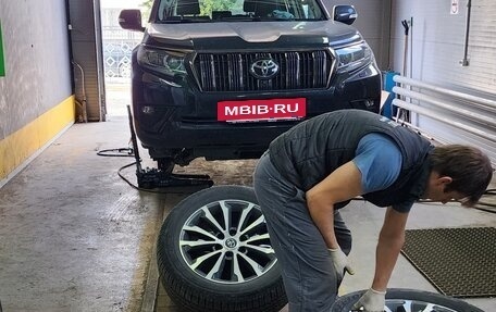 Toyota Land Cruiser Prado 150 рестайлинг 2, 2022 год, 8 600 000 рублей, 21 фотография