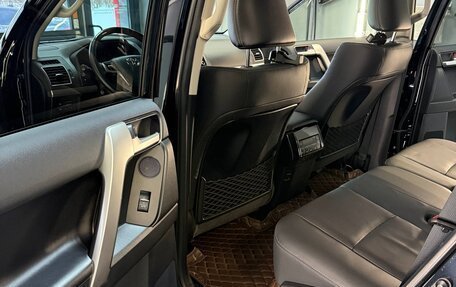 Toyota Land Cruiser Prado 150 рестайлинг 2, 2022 год, 8 600 000 рублей, 30 фотография