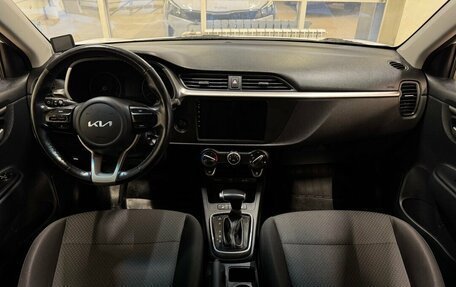 KIA Rio IV, 2021 год, 1 300 000 рублей, 8 фотография