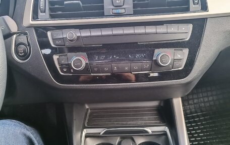 BMW 1 серия, 2019 год, 2 200 000 рублей, 12 фотография