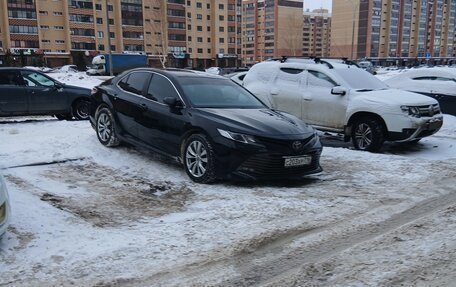 Toyota Camry, 2019 год, 2 350 000 рублей, 5 фотография