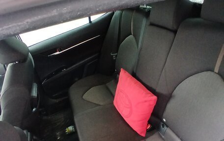 Toyota Camry, 2019 год, 2 350 000 рублей, 7 фотография