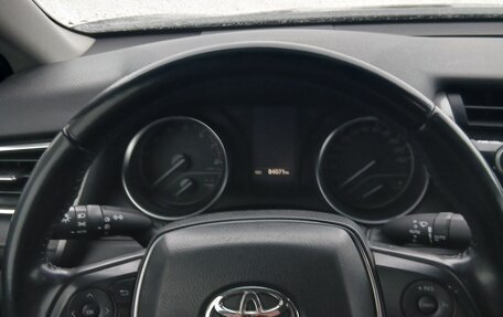 Toyota Camry, 2019 год, 2 350 000 рублей, 14 фотография