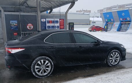 Toyota Camry, 2019 год, 2 350 000 рублей, 19 фотография