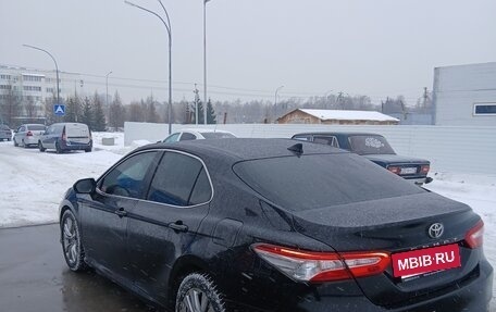 Toyota Camry, 2019 год, 2 350 000 рублей, 24 фотография