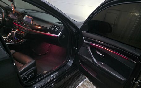 BMW 5 серия, 2014 год, 2 200 000 рублей, 17 фотография