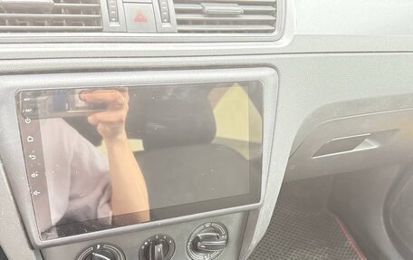 Skoda Rapid I, 2016 год, 680 000 рублей, 10 фотография