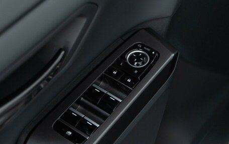 Toyota RAV4, 2025 год, 4 949 050 рублей, 22 фотография