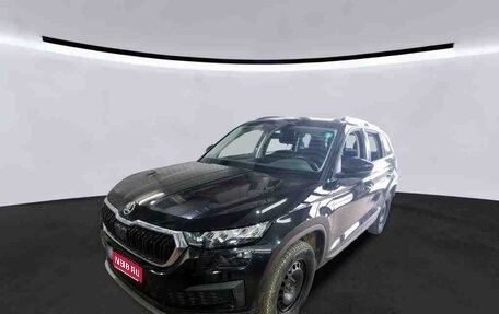 Skoda Kodiaq I, 2023 год, 2 572 000 рублей, 1 фотография