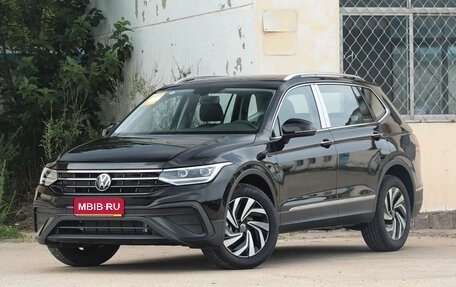 Volkswagen Tiguan II, 2025 год, 3 100 000 рублей, 1 фотография