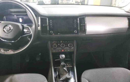 Skoda Kodiaq I, 2023 год, 2 572 000 рублей, 5 фотография