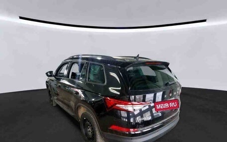 Skoda Kodiaq I, 2023 год, 2 572 000 рублей, 4 фотография