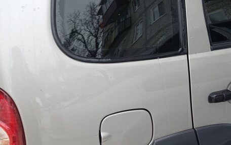 Chevrolet Niva I рестайлинг, 2013 год, 710 000 рублей, 2 фотография