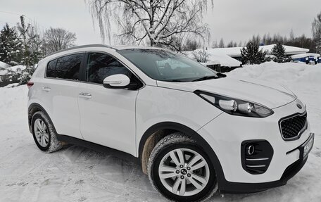 KIA Sportage IV рестайлинг, 2018 год, 2 150 000 рублей, 3 фотография