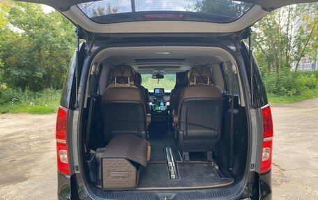 Hyundai Grand Starex Grand Starex I рестайлинг 2, 2019 год, 3 500 000 рублей, 6 фотография