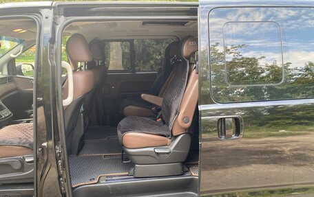 Hyundai Grand Starex Grand Starex I рестайлинг 2, 2019 год, 3 500 000 рублей, 11 фотография