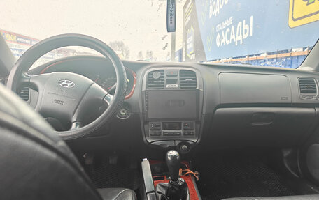 Hyundai Sonata IV рестайлинг, 2005 год, 305 000 рублей, 5 фотография