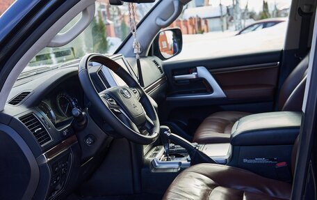 Toyota Land Cruiser 200, 2015 год, 5 200 000 рублей, 16 фотография