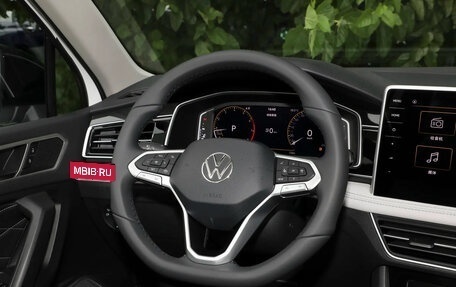 Volkswagen Tiguan II, 2025 год, 3 100 000 рублей, 15 фотография