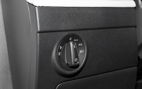 Volkswagen Tiguan II, 2025 год, 3 100 000 рублей, 26 фотография