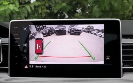 Volkswagen Tiguan II, 2025 год, 3 100 000 рублей, 30 фотография