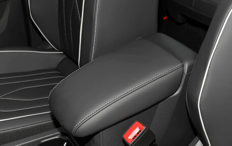 Volkswagen Tiguan II, 2025 год, 3 100 000 рублей, 35 фотография