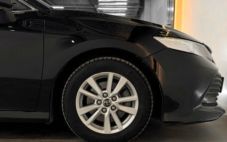 Toyota Camry, 2018 год, 2 350 000 рублей, 26 фотография