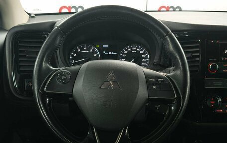 Mitsubishi Outlander III рестайлинг 3, 2019 год, 2 149 000 рублей, 11 фотография