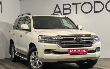 Toyota Land Cruiser 200, 2019 год, 7 140 000 рублей, 32 фотография