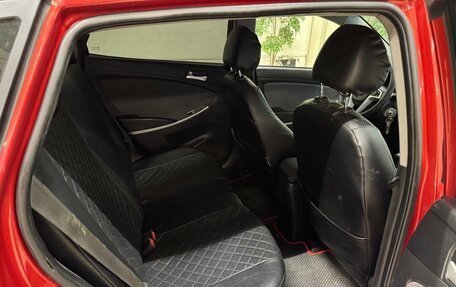 Hyundai Solaris II рестайлинг, 2012 год, 860 000 рублей, 10 фотография