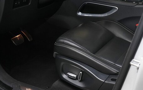 Jaguar F-Pace, 2019 год, 2 700 000 рублей, 11 фотография