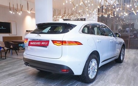 Jaguar F-Pace, 2019 год, 2 700 000 рублей, 7 фотография