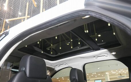 Jaguar F-Pace, 2019 год, 2 700 000 рублей, 22 фотография