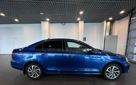 Volkswagen Jetta VI, 2018 год, 1 450 000 рублей, 2 фотография